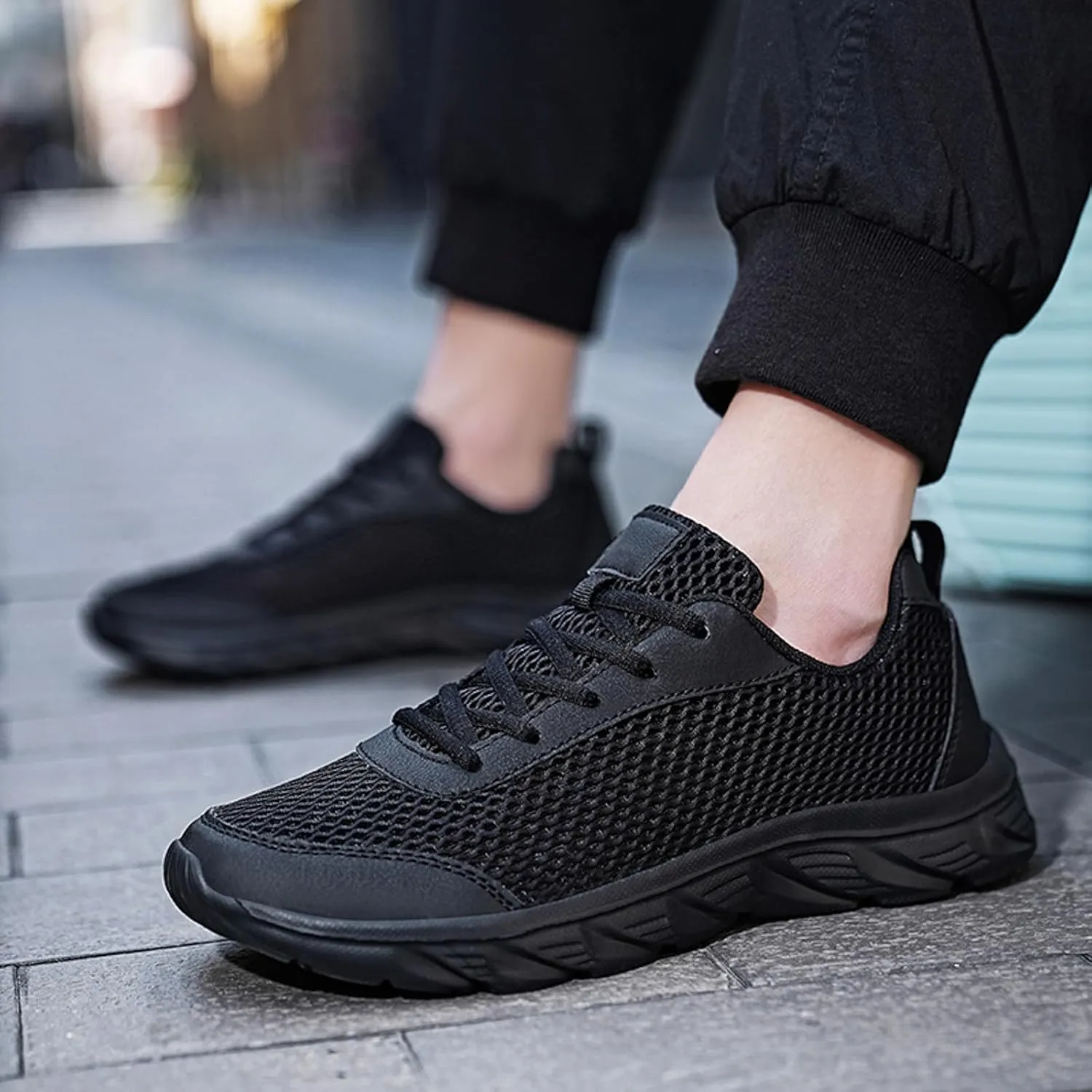 Men Sports Shoes Fashionable New Pattern Minimalist Couple Breathable Comfortable Mesh Non Slip Shoes Sneaker for Men