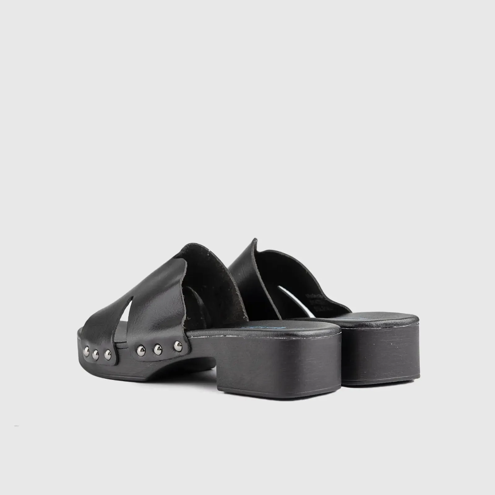 Soft Style Kesia Sandal Black 01404